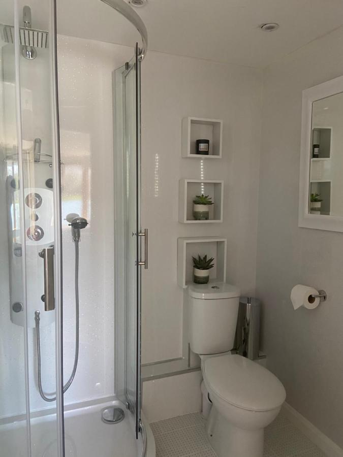 Contemporary Quiet Countryside Retreat Villa Horsley  ภายนอก รูปภาพ